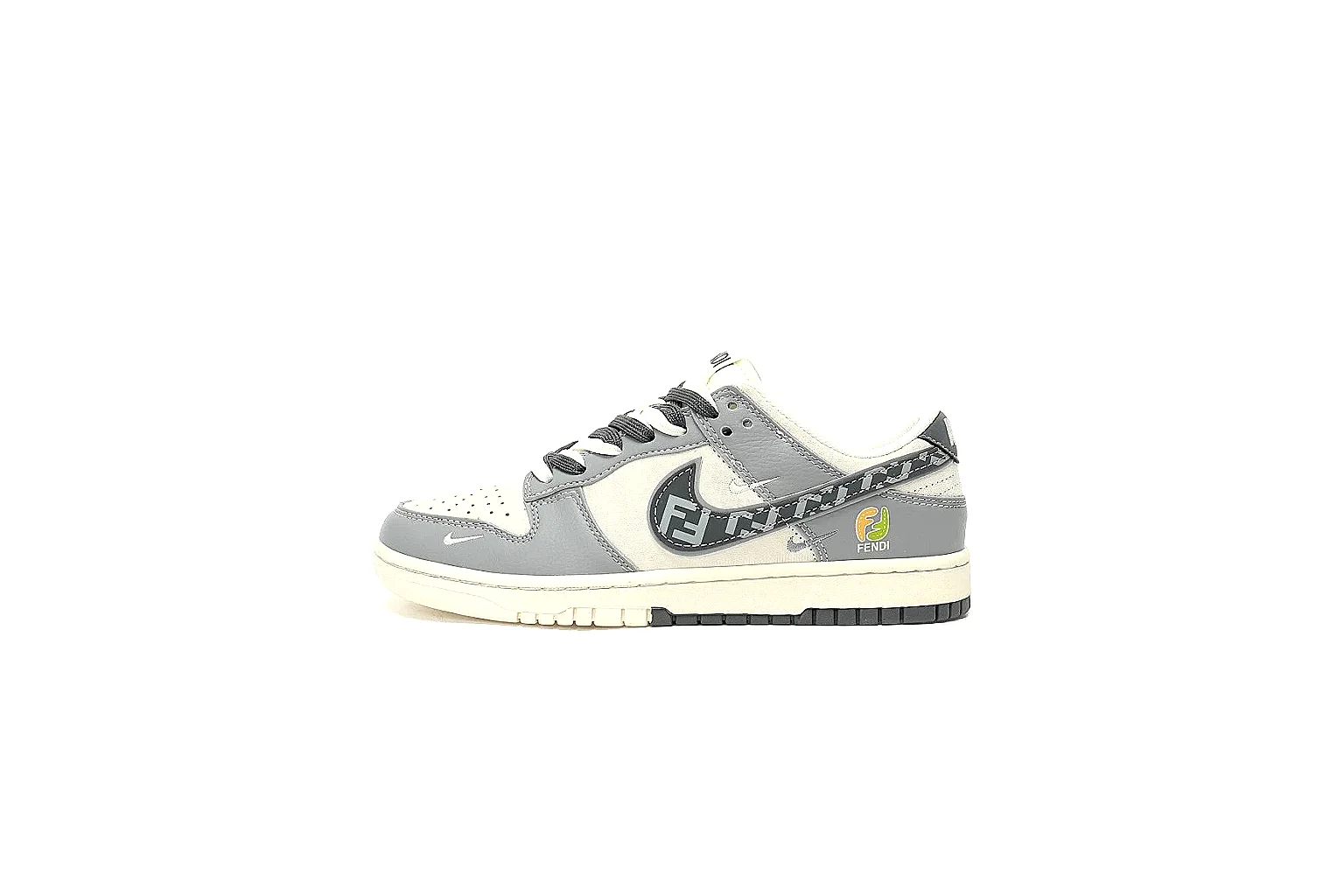 GogoBuy agent brief photos for Nike Gray White Low Court