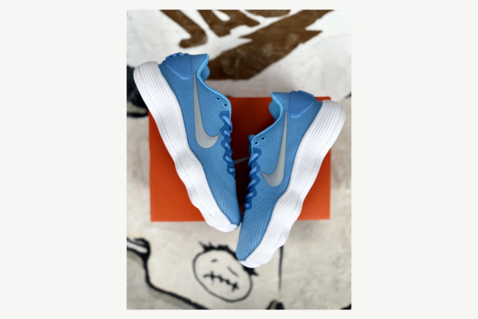 Nike Blue Silver Low Top Runner shopping brief image SKU 1194923779 thumbnail 3