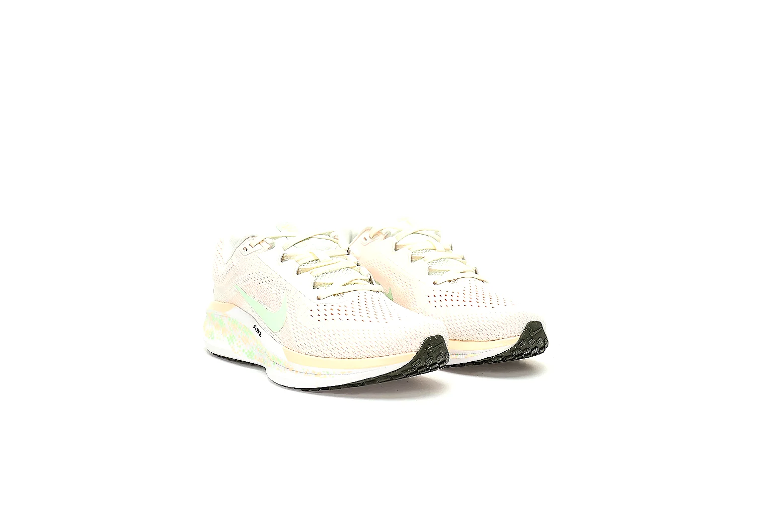 GogoBuy agent brief photos for Nike Light Blue Runner