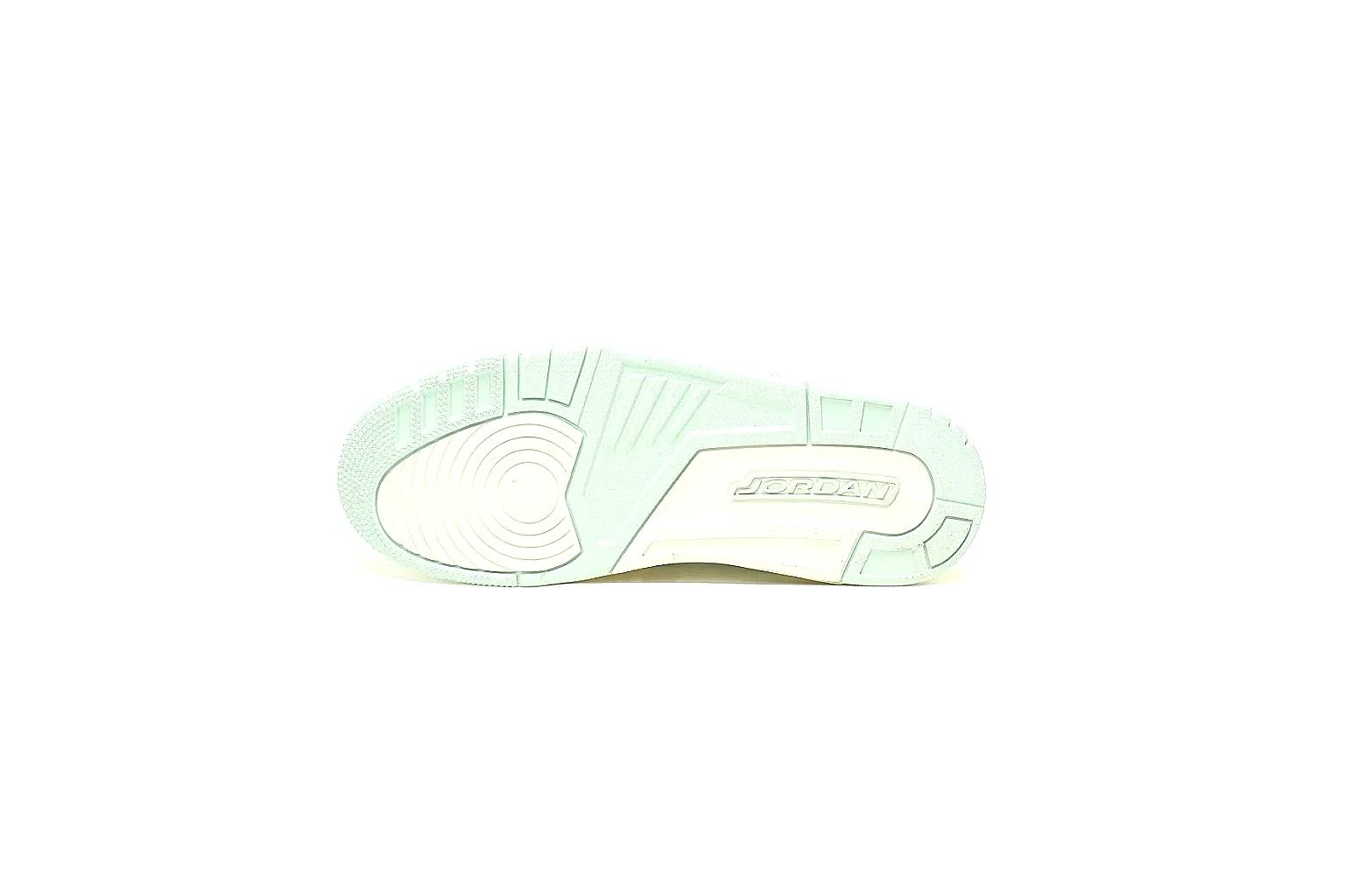 GogoBuy agent brief photos for Nike Mint Cream Retro Runner thumbnail 2
