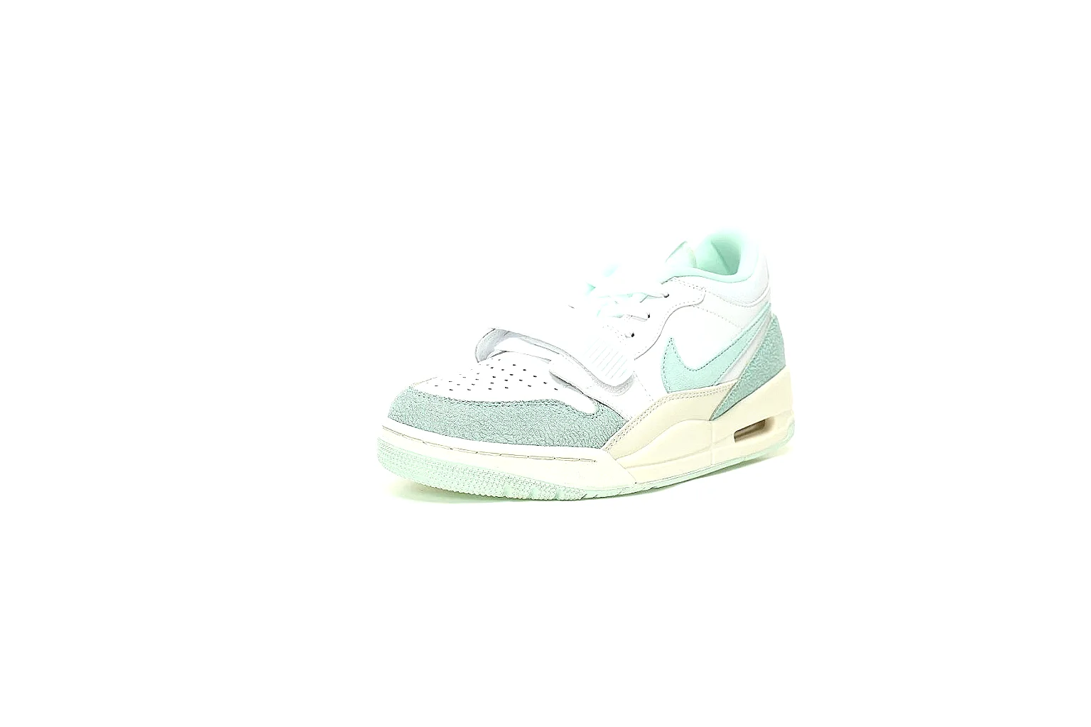 GogoBuy agent brief photos for Nike Mint Cream Retro Runner thumbnail 4
