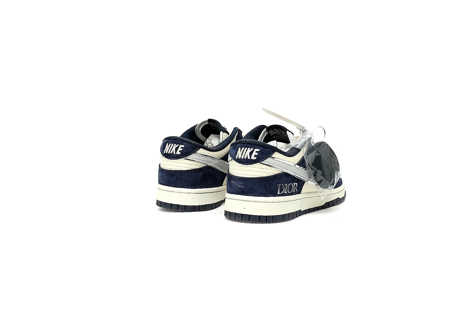 GogoBuy agent brief photos for Nike Navy Cream Low Court thumbnail 3