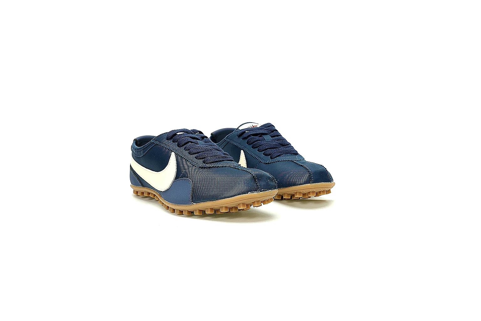 GogoBuy agent brief photos for Nike Navy Gum Low Court Sneaker thumbnail 2