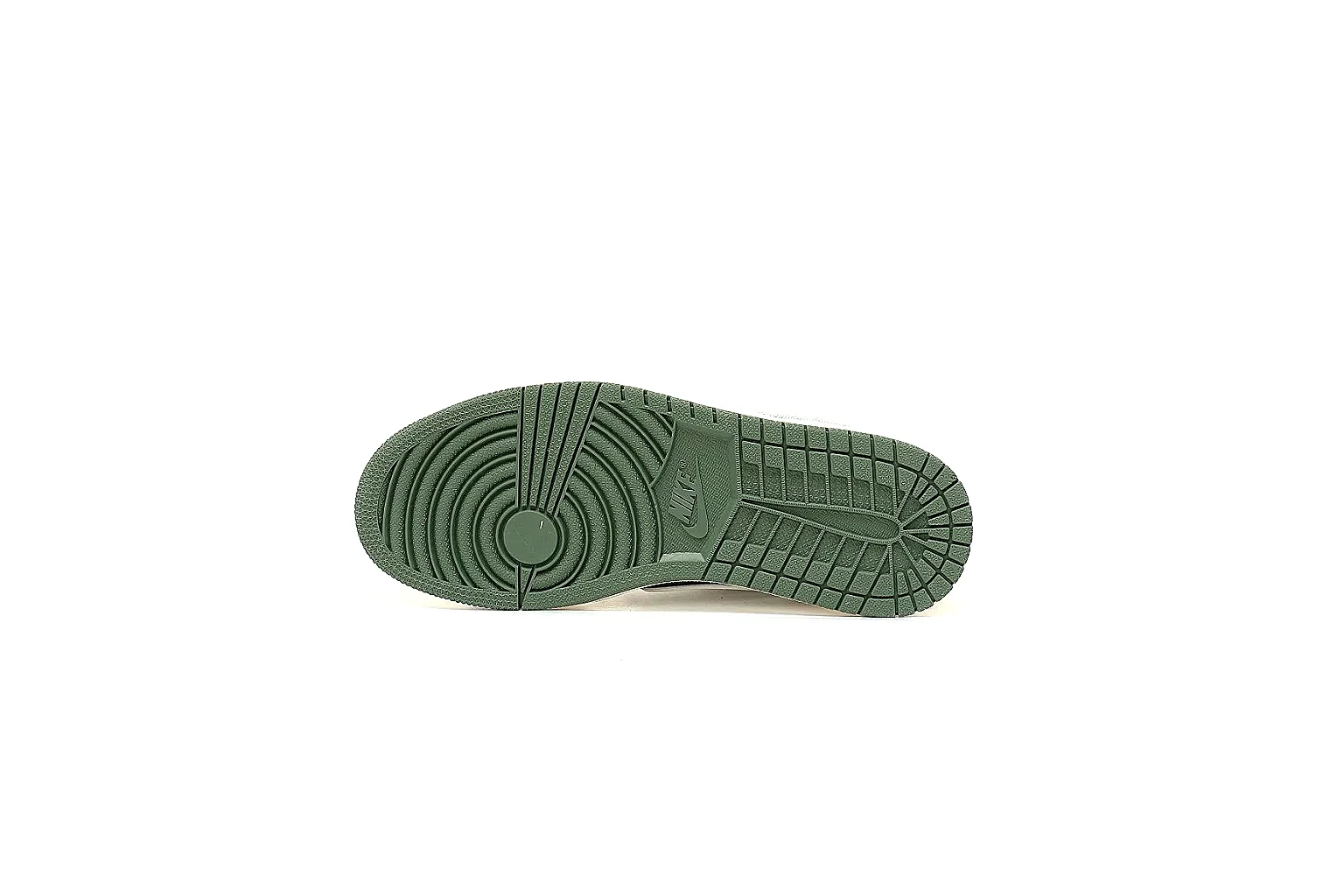 GogoBuy agent brief photos for Nike Olive Cream Low Court thumbnail 6