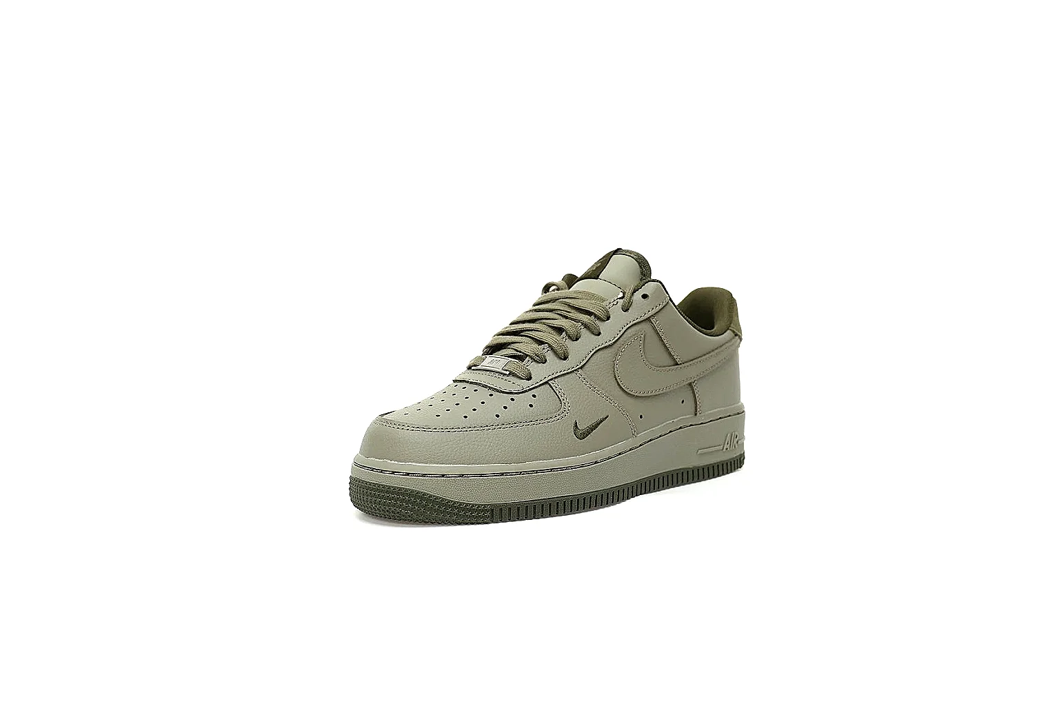 GogoBuy agent brief photos for Nike Olive Low Court thumbnail 4