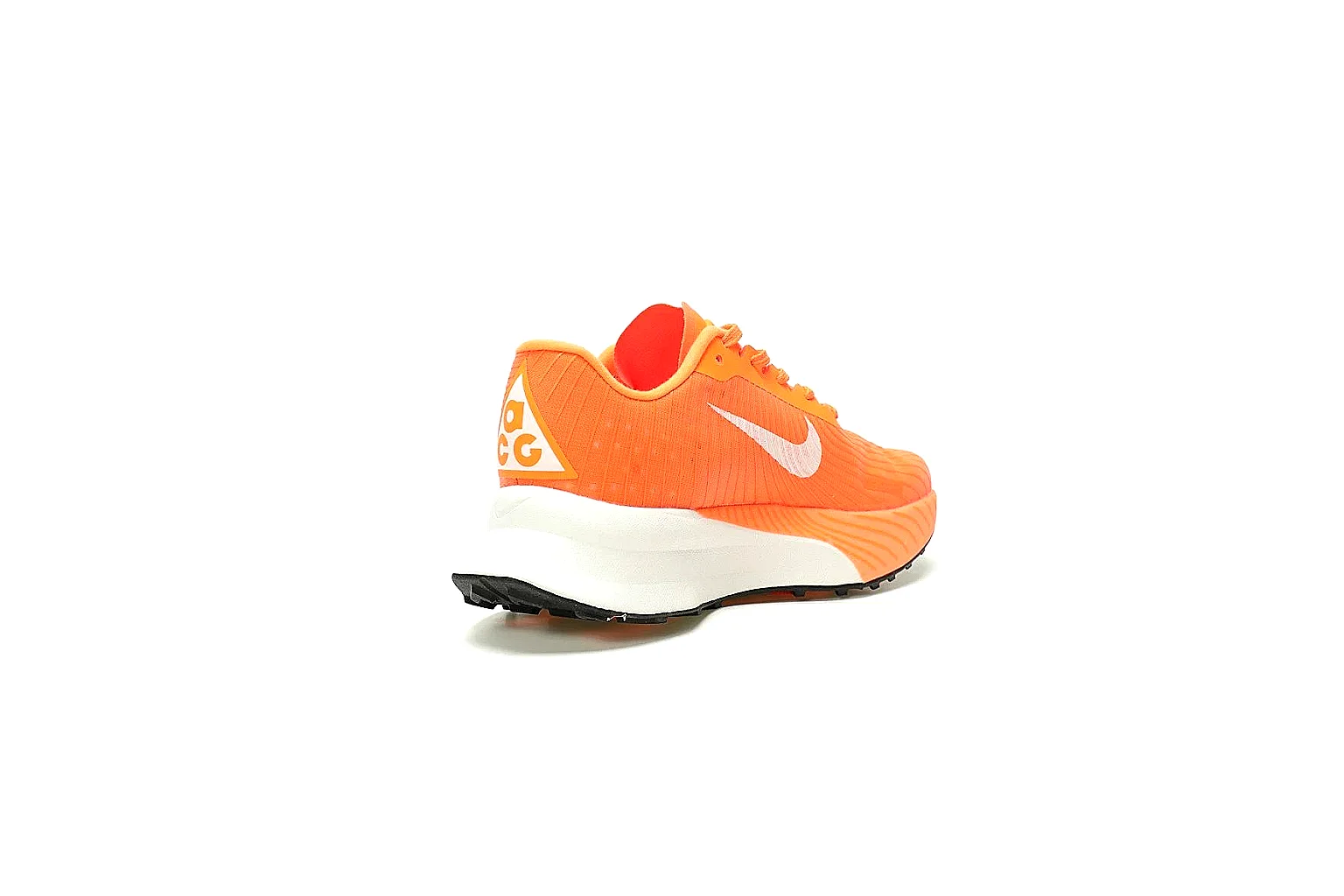 GogoBuy agent brief photos for Nike Orange White Retro Runner Sneaker thumbnail 4