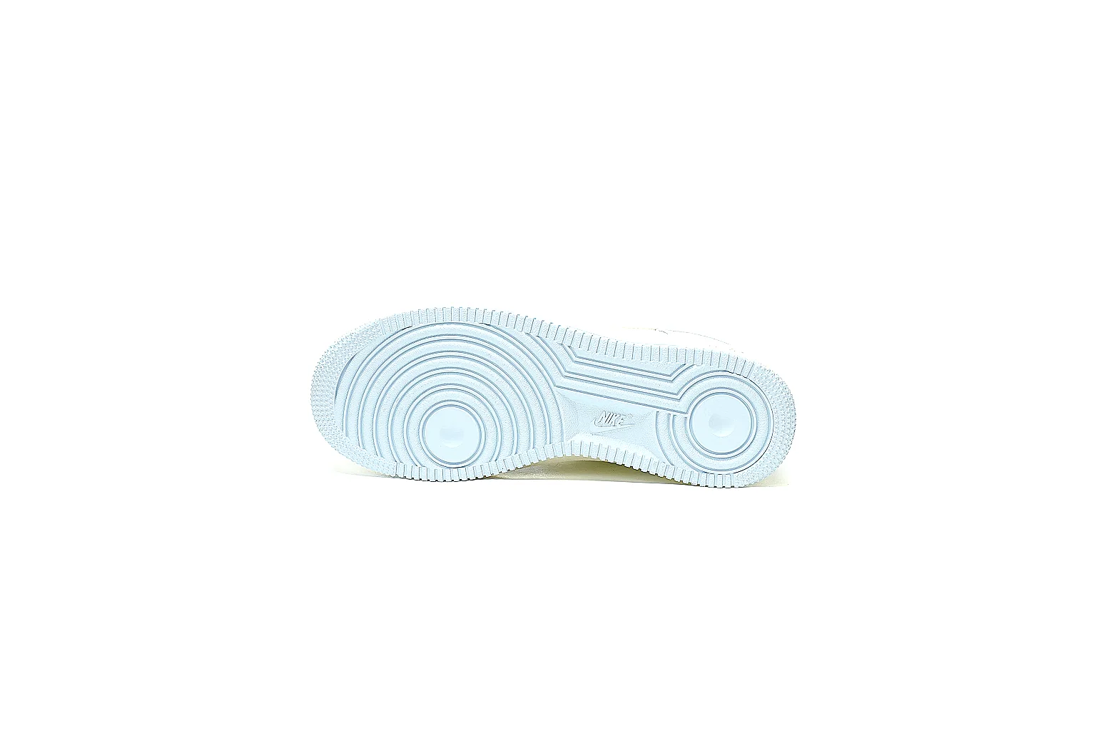 GogoBuy agent brief photos for Nike Pale Blue Low Court Sneaker thumbnail 6