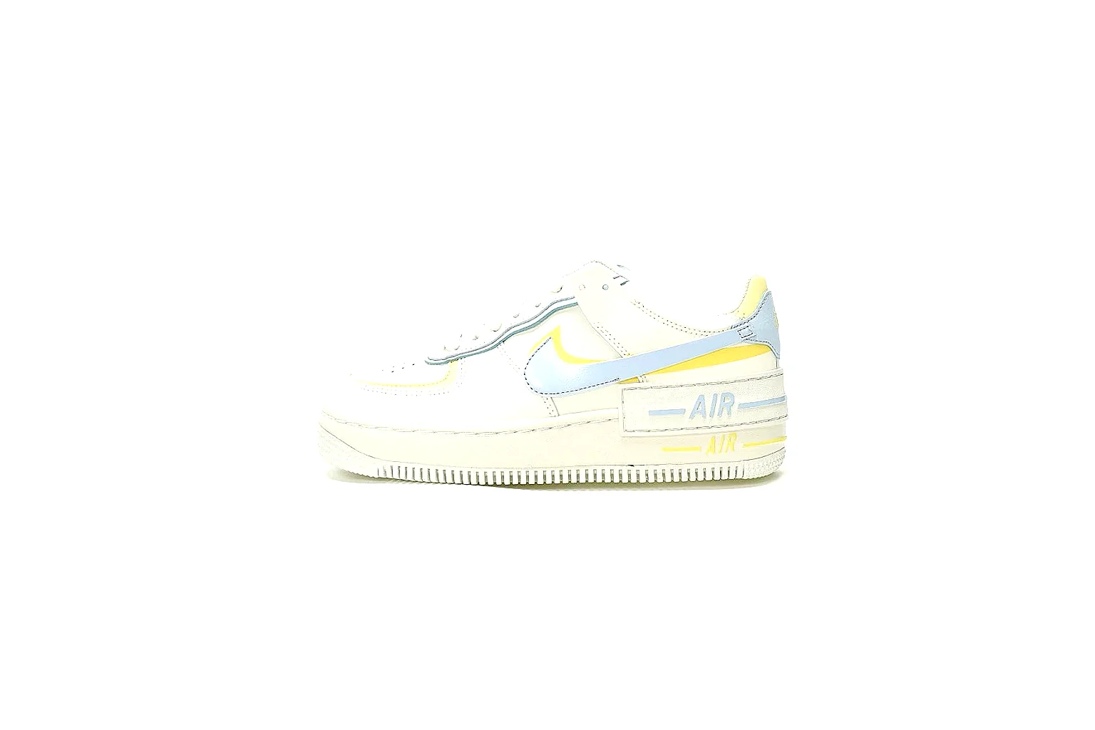 GogoBuy agent brief photos for Nike Pale Yellow Low Court Sneaker