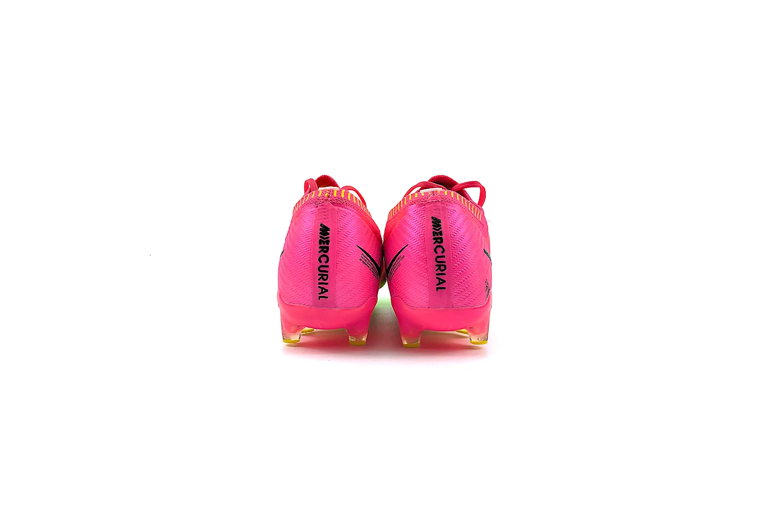 GogoBuy agent brief photos for Nike Pink Green Runner