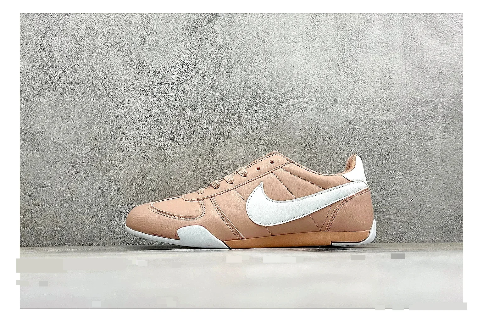 Nike Sprint Sister Pink shopping brief photo showing soft pink retro-runner upper, slim side profile, low collar, and light casual sole