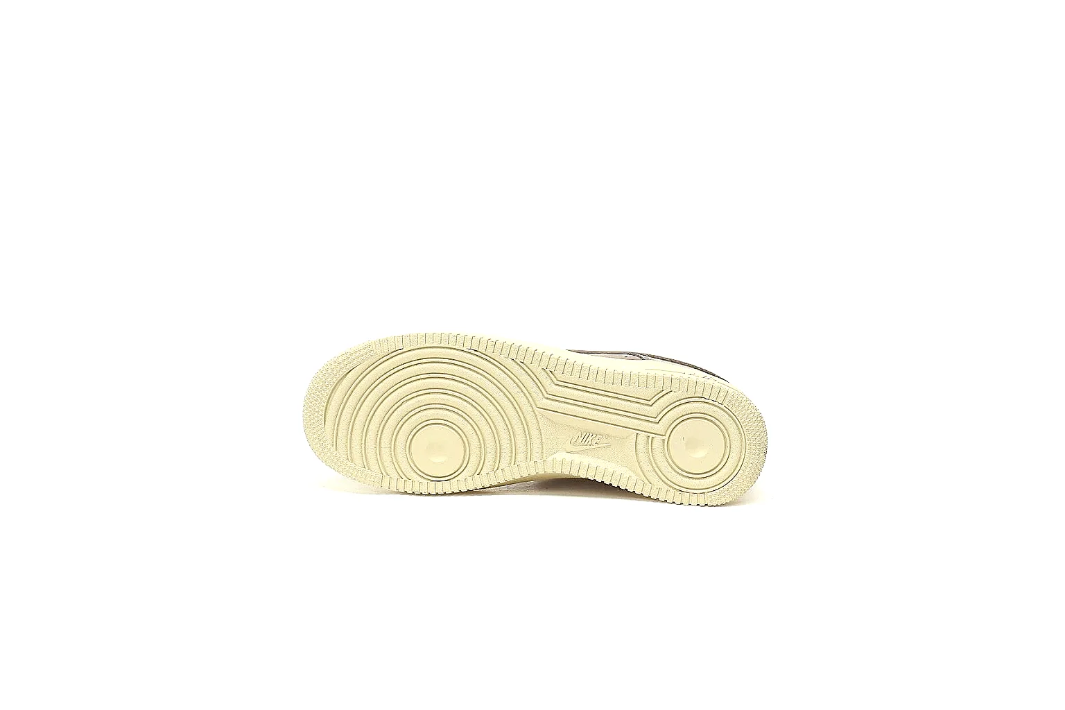 GogoBuy agent brief photos for Nike Taupe Low Court thumbnail 2