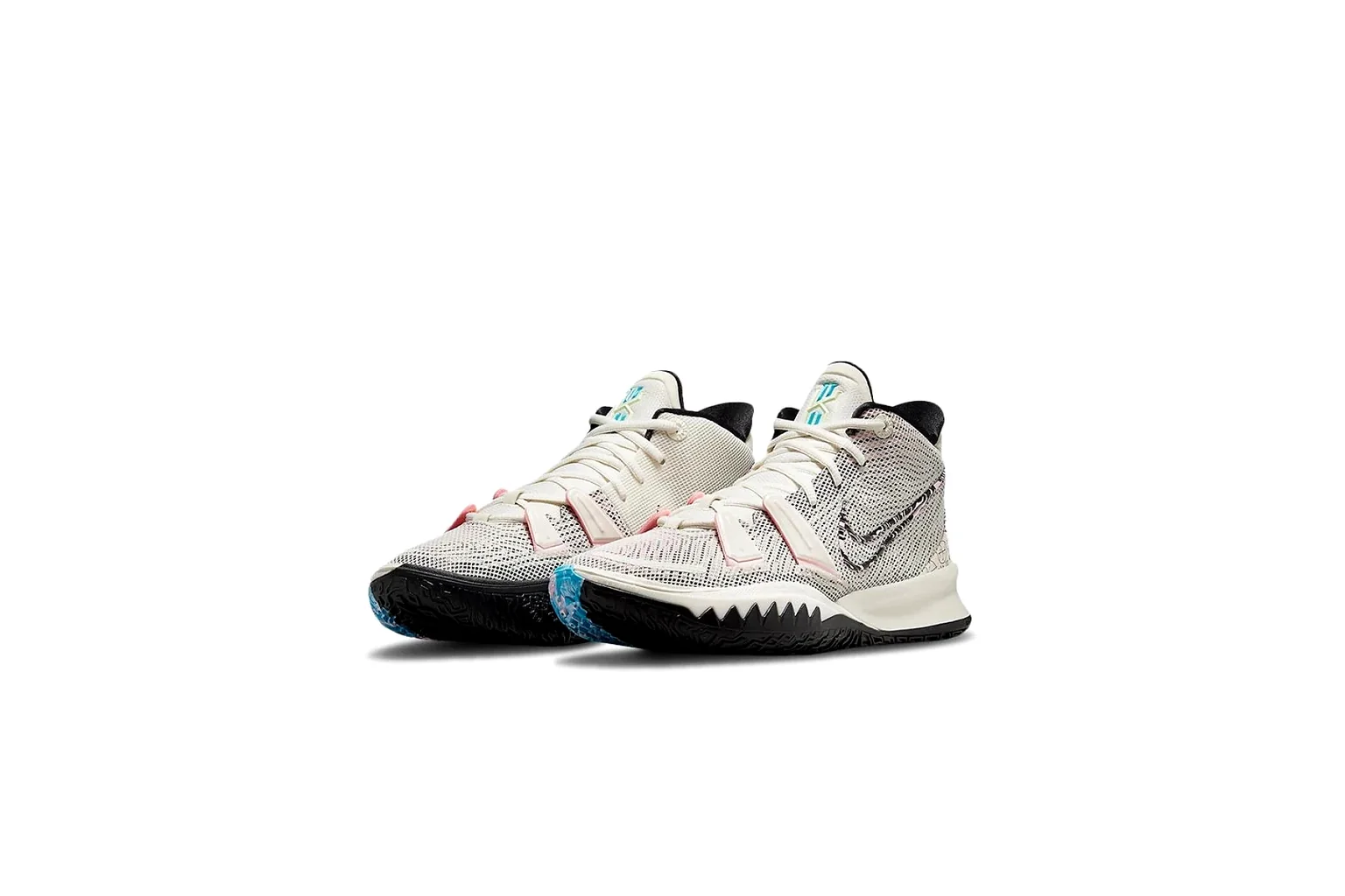 Nike Zoom Vomero 5 Cream Pastel cushioned runner six photo view thumbnail 4