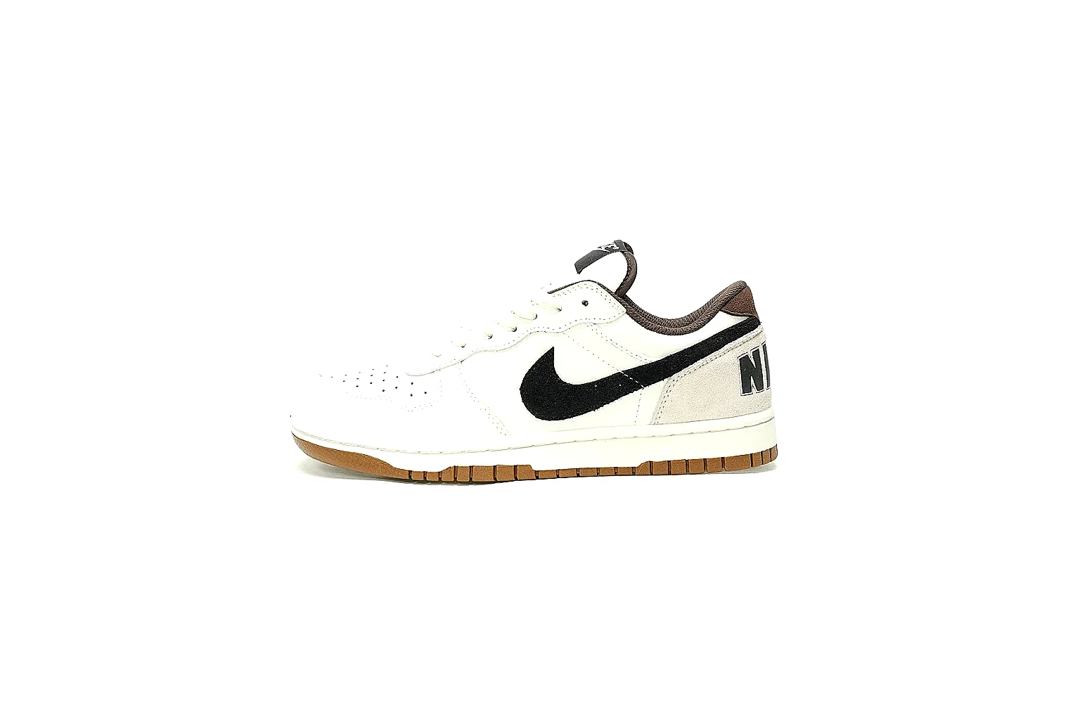 GogoBuy agent brief photos for Nike White Black Gum Low Court