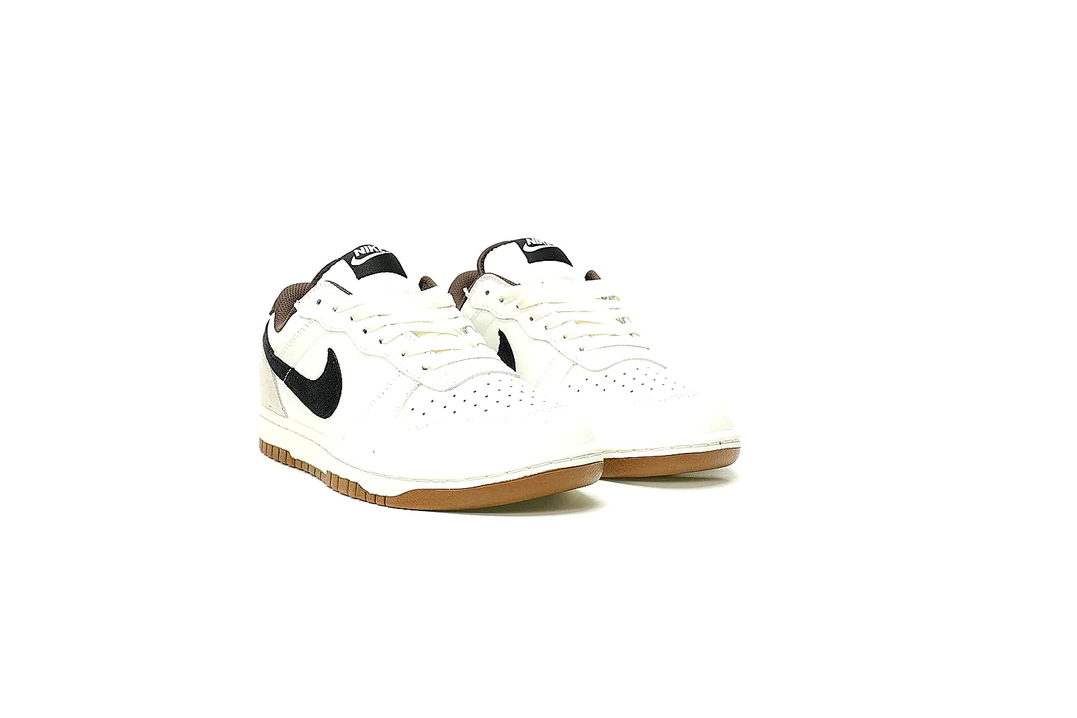 GogoBuy agent brief photos for Nike White Black Gum Low Court thumbnail 2
