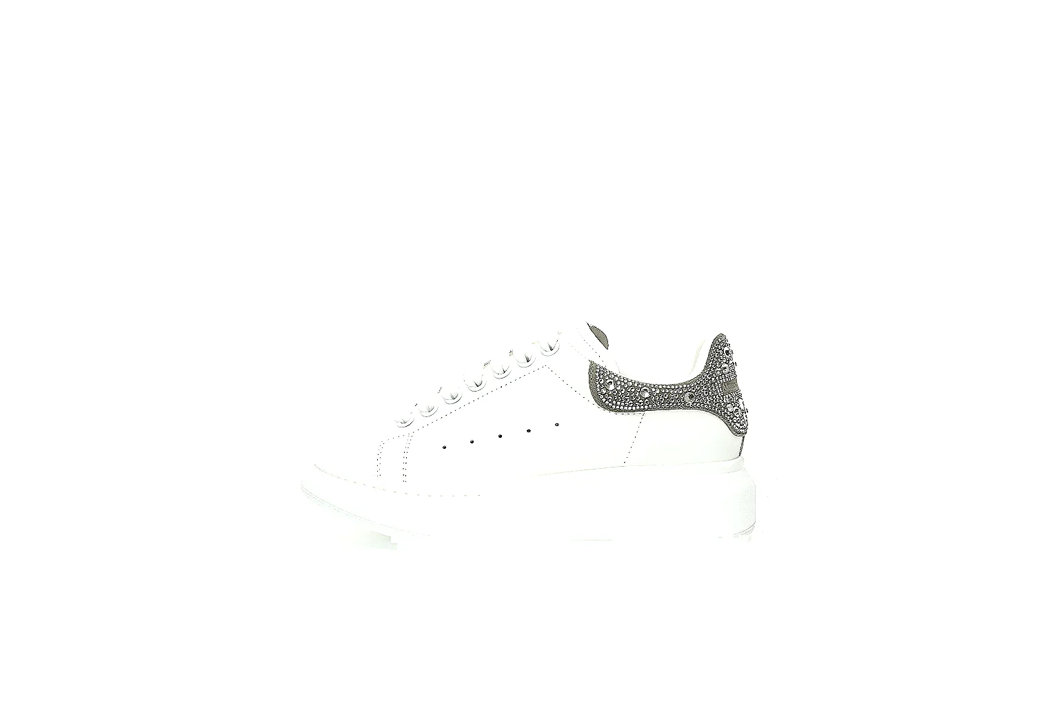 GogoBuy agent brief photos for Nike White Black Low Sneaker thumbnail 2