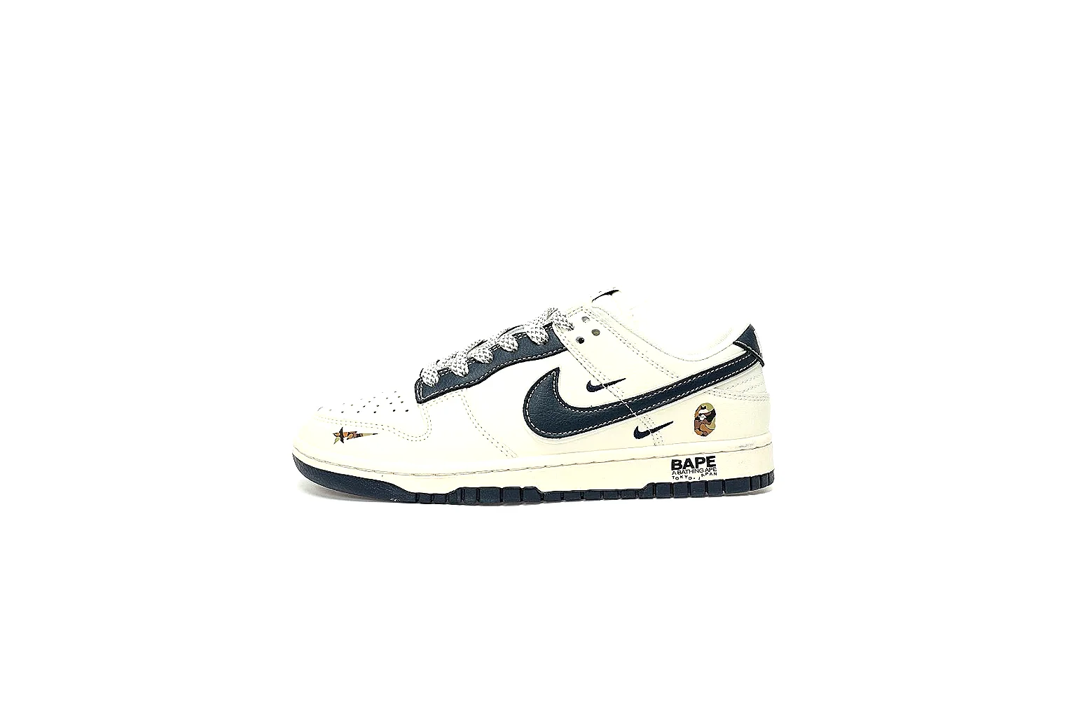 GogoBuy agent brief photos for Nike White Black Low Court