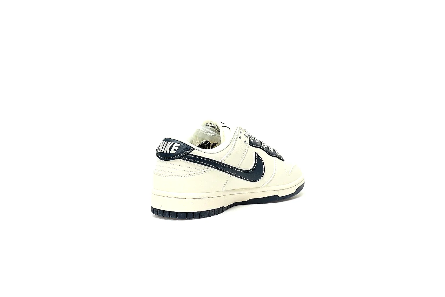 GogoBuy agent brief photos for Nike White Black Low Court thumbnail 4