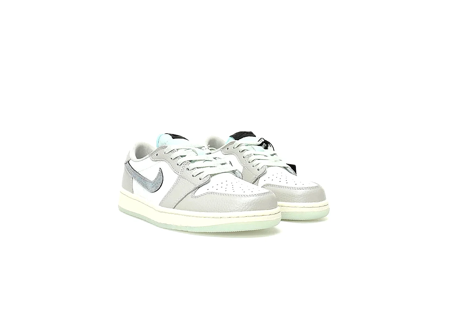 GogoBuy agent brief photos for Nike White Green Low Court thumbnail 3