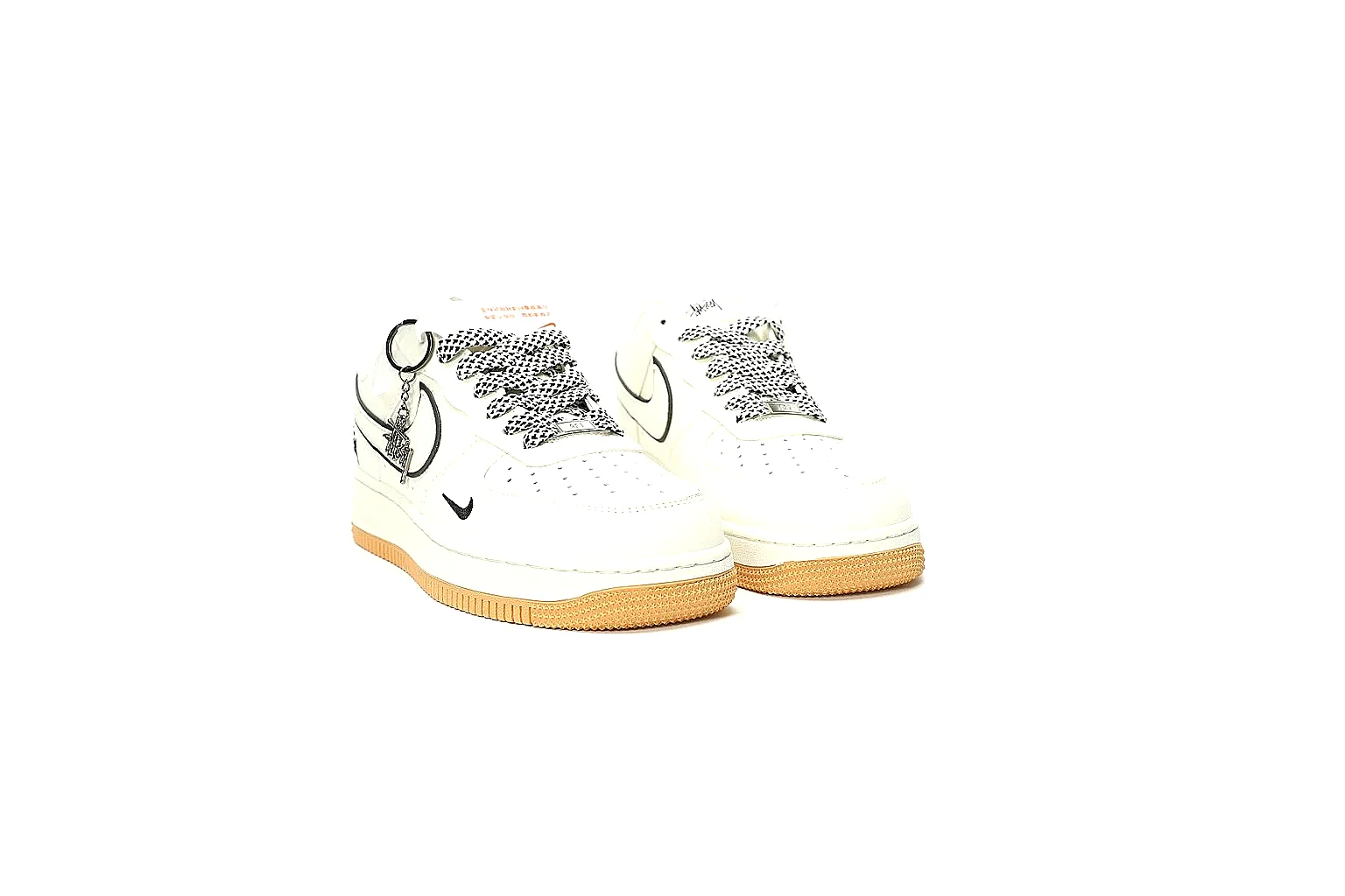 GogoBuy agent brief photos for Nike White Gum Low Court thumbnail 2