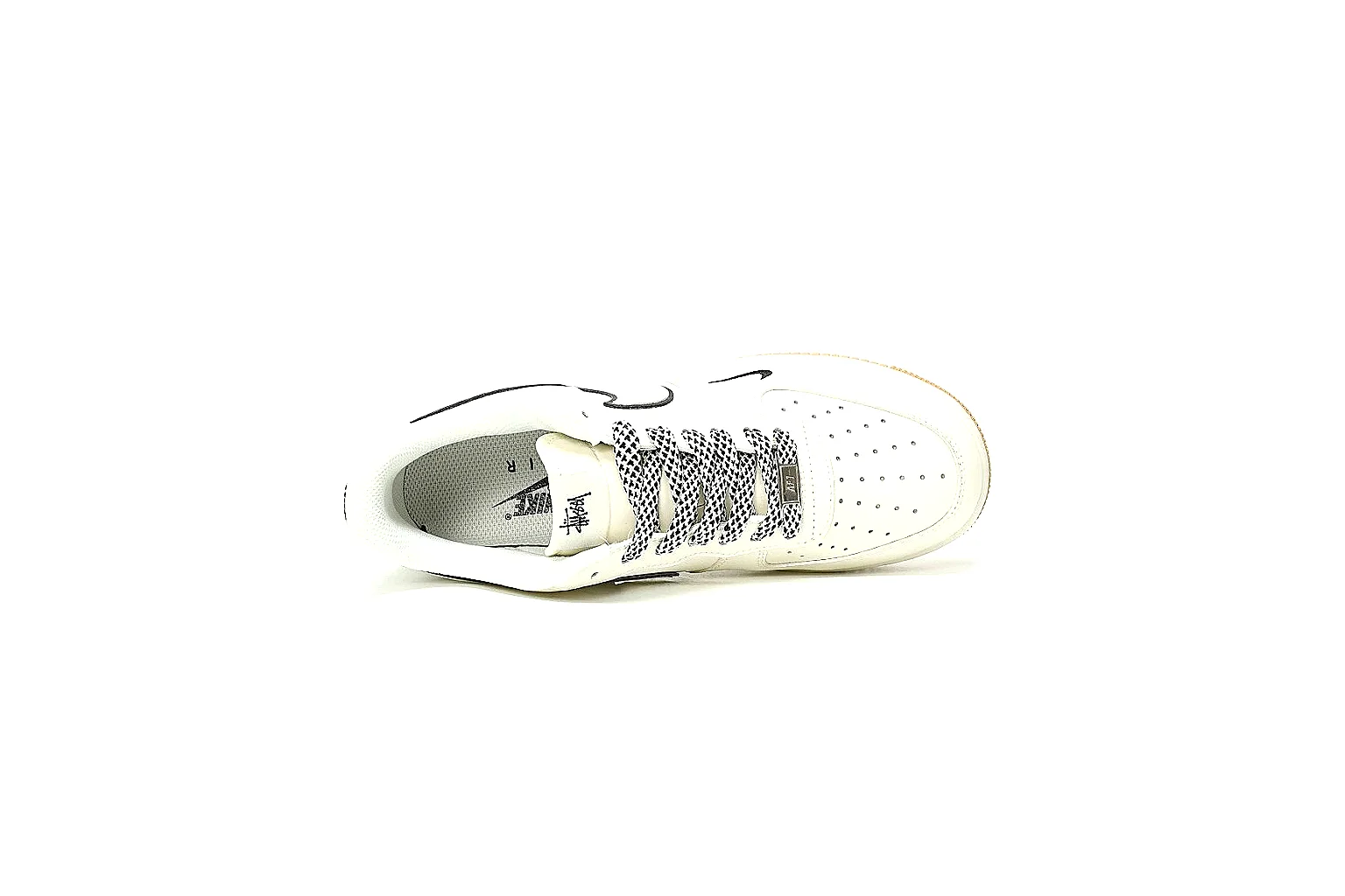 GogoBuy agent brief photos for Nike White Gum Low Court thumbnail 5