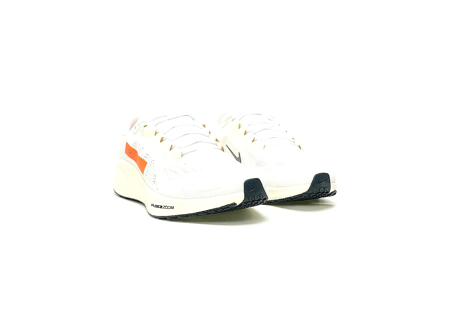 GogoBuy agent brief photos for Nike White Orange Runner Sneaker thumbnail 2