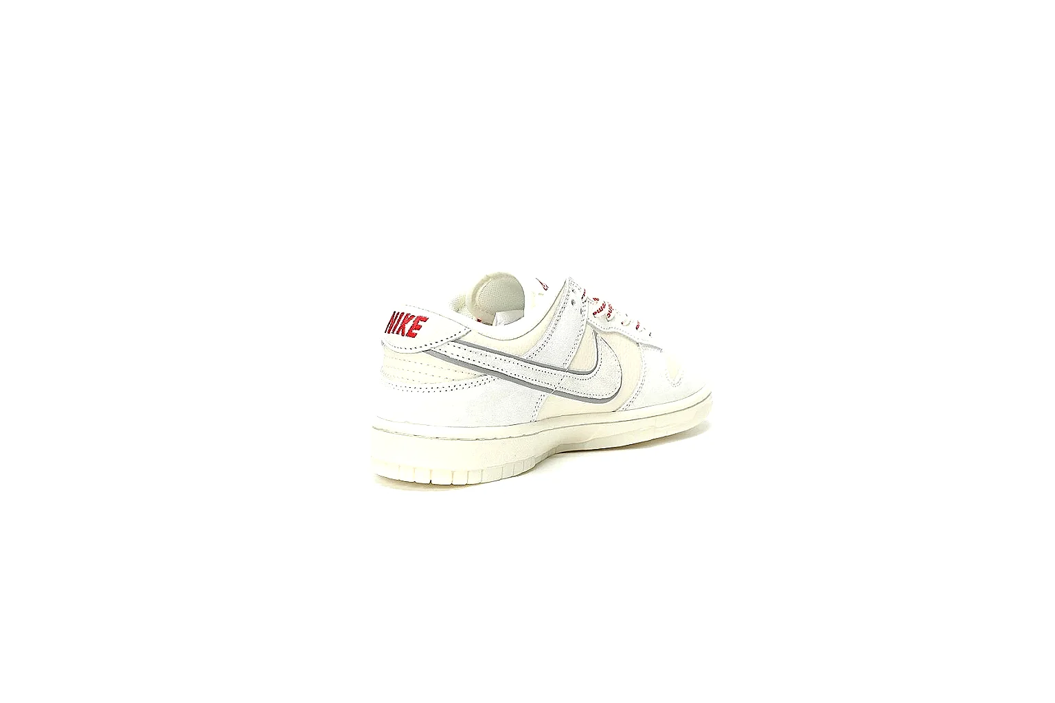 GogoBuy agent brief photos for Nike White Pink Low Court thumbnail 4