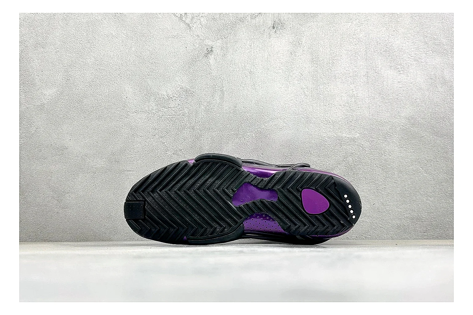 Nike Zoom Hyperflight Purple shopping brief photo showing glossy purple upper, high-shine basketball shell, sculpted midsole, and sleek court profile thumbnail 2