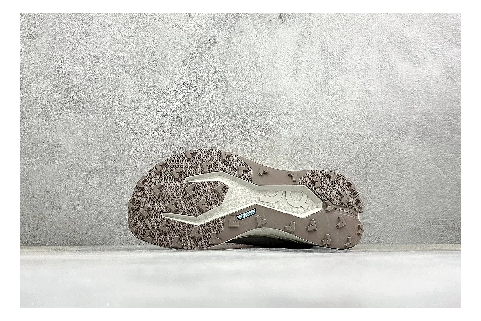 On Cloudmonster White Orange shopping brief photo showing white running mesh, orange accent hits, oversized CloudTec sole pods, and a rounded runner silhouette thumbnail 2