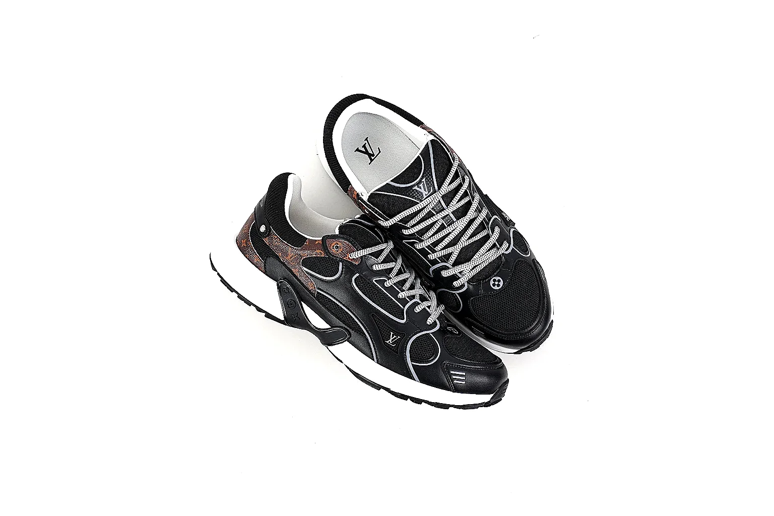 GogoBuy agent brief photos for Other Black Trainer thumbnail 4