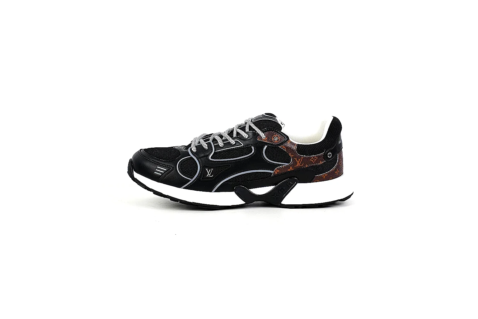 GogoBuy agent brief photos for Other Black Trainer thumbnail 6
