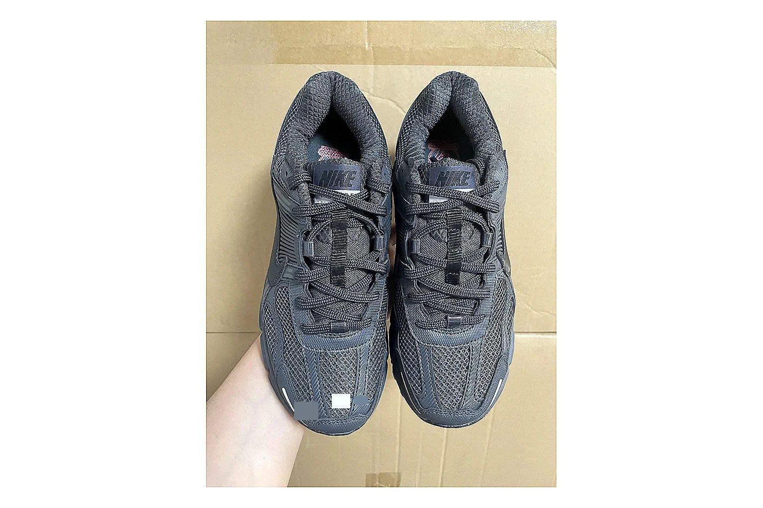 Casual Low-Top Sneaker 4864 shopping brief image showing casual low-top sneaker with clean paneling, textured upper and six-view gallery for daily streetwear styling plus side-profile shape, upper panel lines, and outsole detail