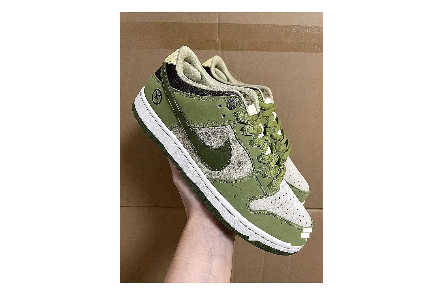 Casual Low-Top Sneaker 4988 shopping brief image showing casual low-top sneaker with clean paneling, textured upper and six-view gallery for daily streetwear styling plus side-profile shape, upper panel lines, and outsole detail