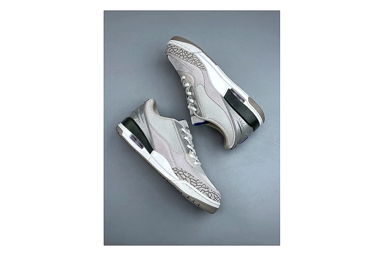 Casual Low-Top Sneaker 5215 shopping brief image showing red casual low-top with mixed-material upper and low-profile shape thumbnail 2