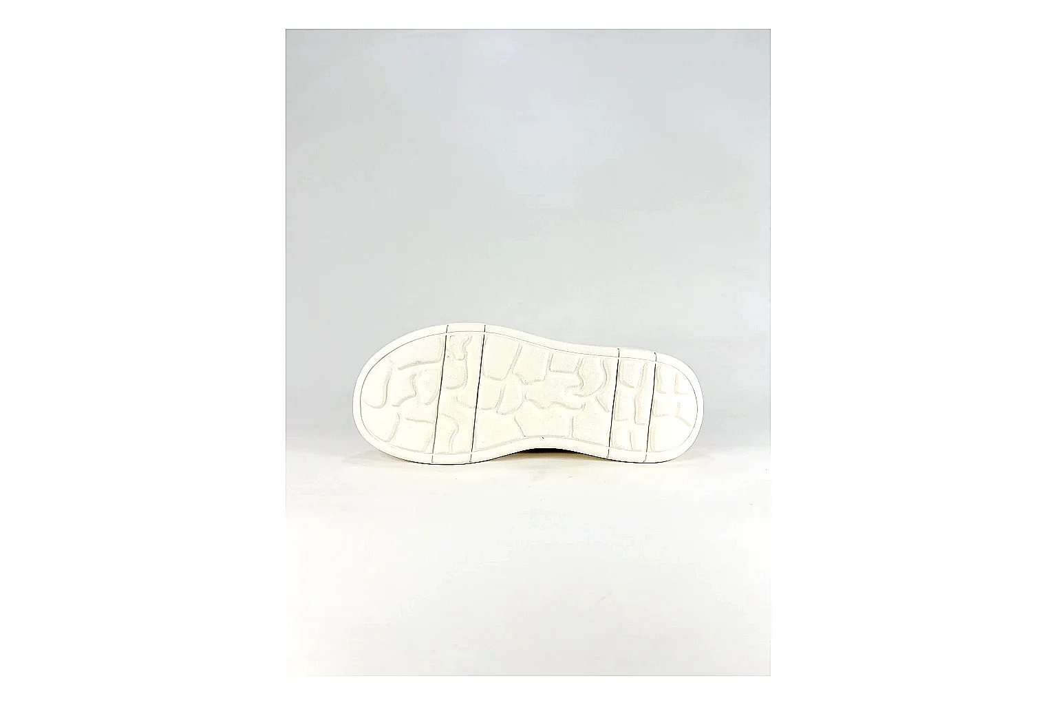 Casual Low-Top Sneaker 5218 shopping brief image showing red casual low-top with mixed-material upper and low-profile shape thumbnail 2