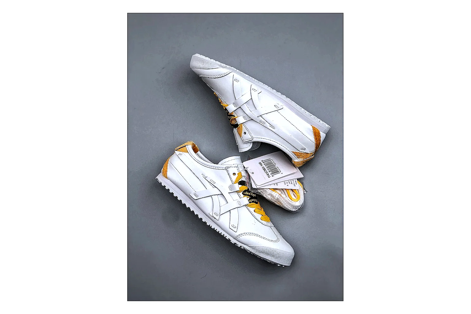 Casual Low-Top Sneaker 5234 shopping brief image showing casual low-top sneaker with clean paneling, textured upper and six-view gallery for daily streetwear styling plus side-profile shape, upper panel lines, and outsole detail thumbnail 2