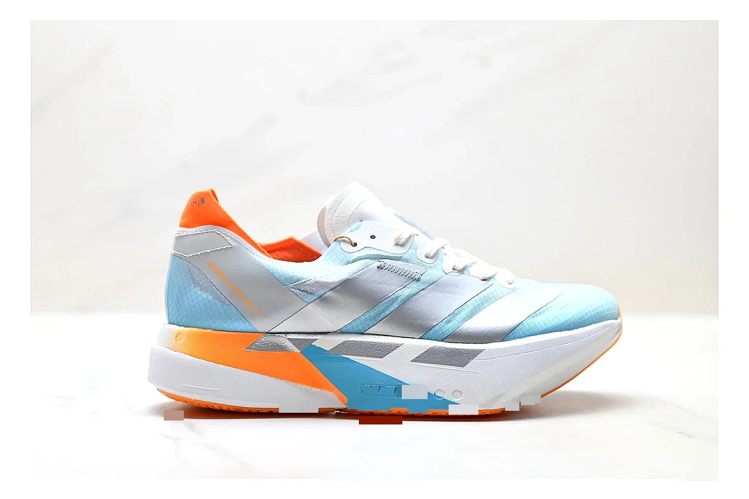 Casual Low-Top Sneaker 5249 shopping brief image showing red casual low-top with mixed-material upper and low-profile shape