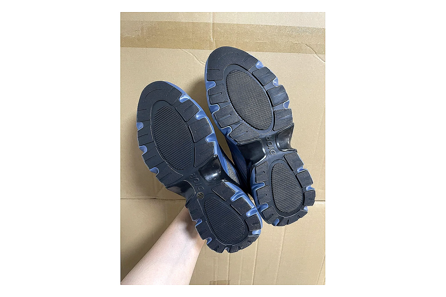 Casual Low-Top Sneaker 5618 shopping brief image SKU 1095505618 thumbnail 3