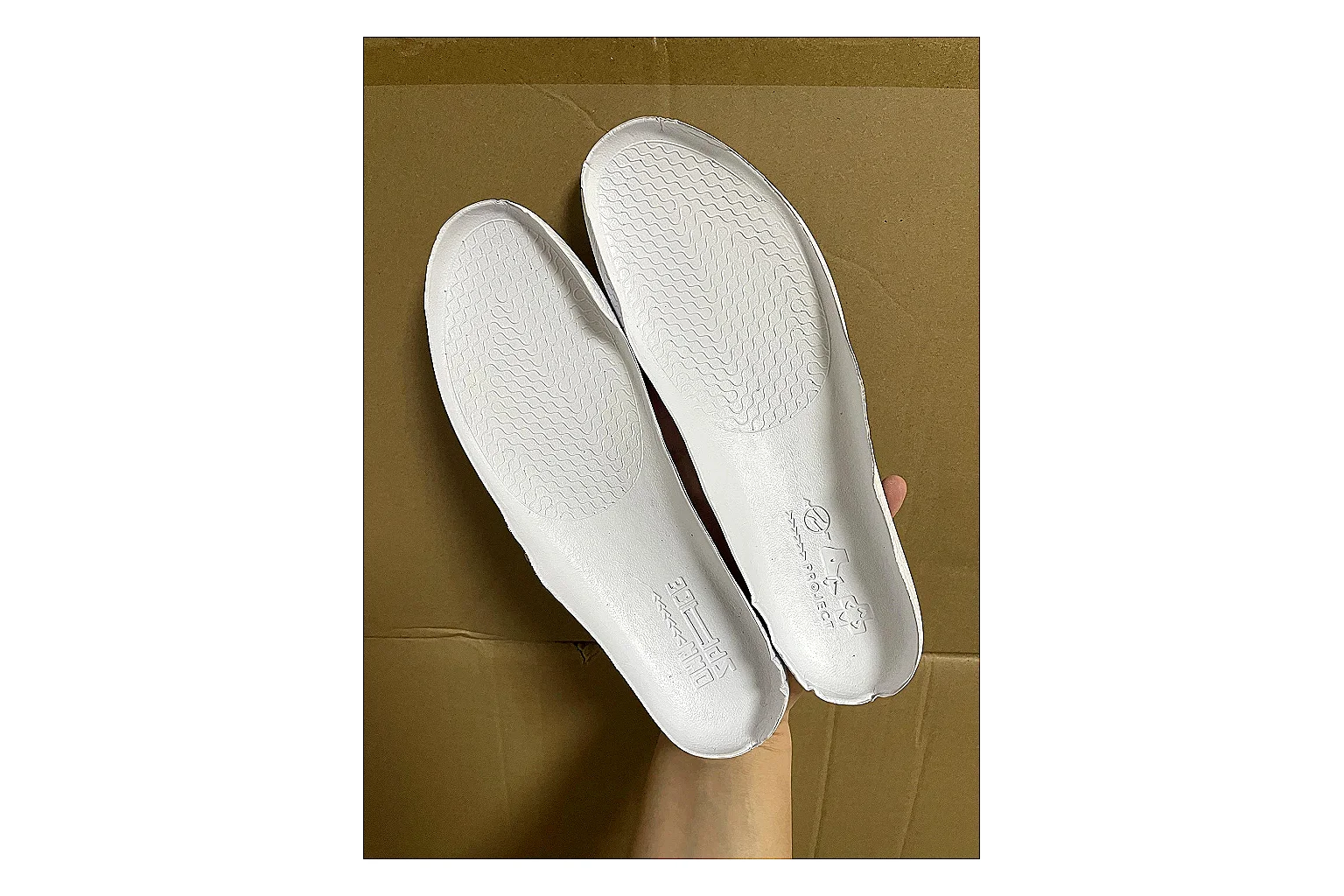 Casual Low-Top Sneaker 5718 shopping brief image showing red casual low-top with mixed-material upper and low-profile shape thumbnail 2