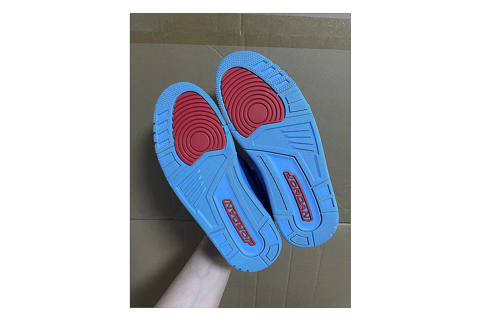 Casual Low-Top Sneaker 5783 shopping brief image showing casual low-top sneaker with clean paneling, textured upper and six-view gallery for daily streetwear styling plus side-profile shape, upper panel lines, and outsole detail thumbnail 5