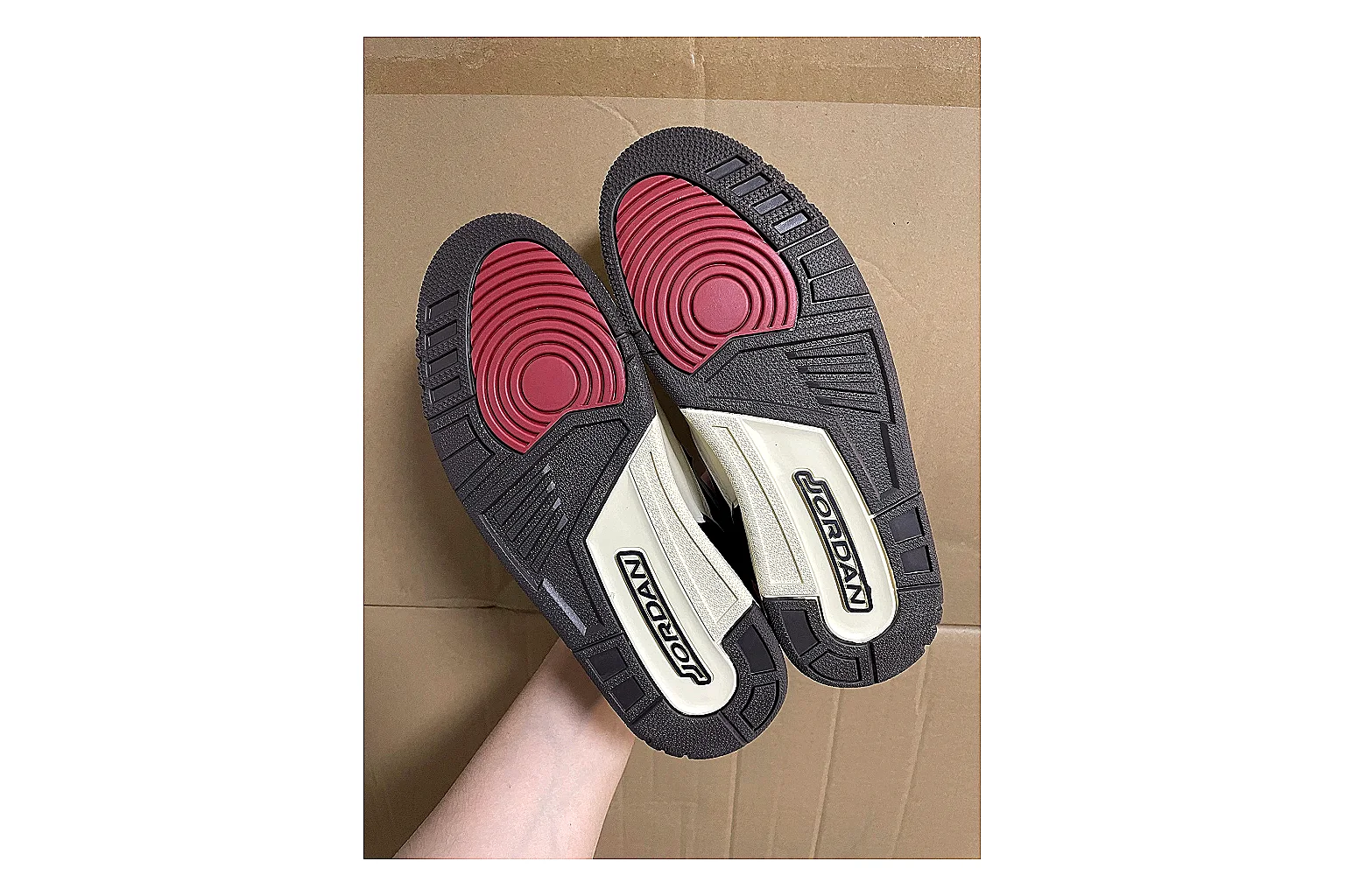 Casual Low-Top Sneaker 5802 shopping brief image showing casual low-top sneaker with clean paneling, textured upper and six-view gallery for daily streetwear styling plus side-profile shape, upper panel lines, and outsole detail thumbnail 5