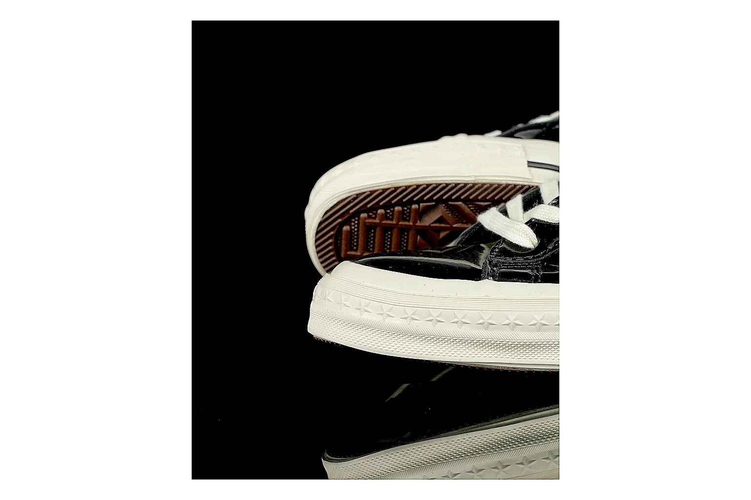 Casual Low-Top Sneaker 6854 shopping brief image SKU 1182166854 thumbnail 2