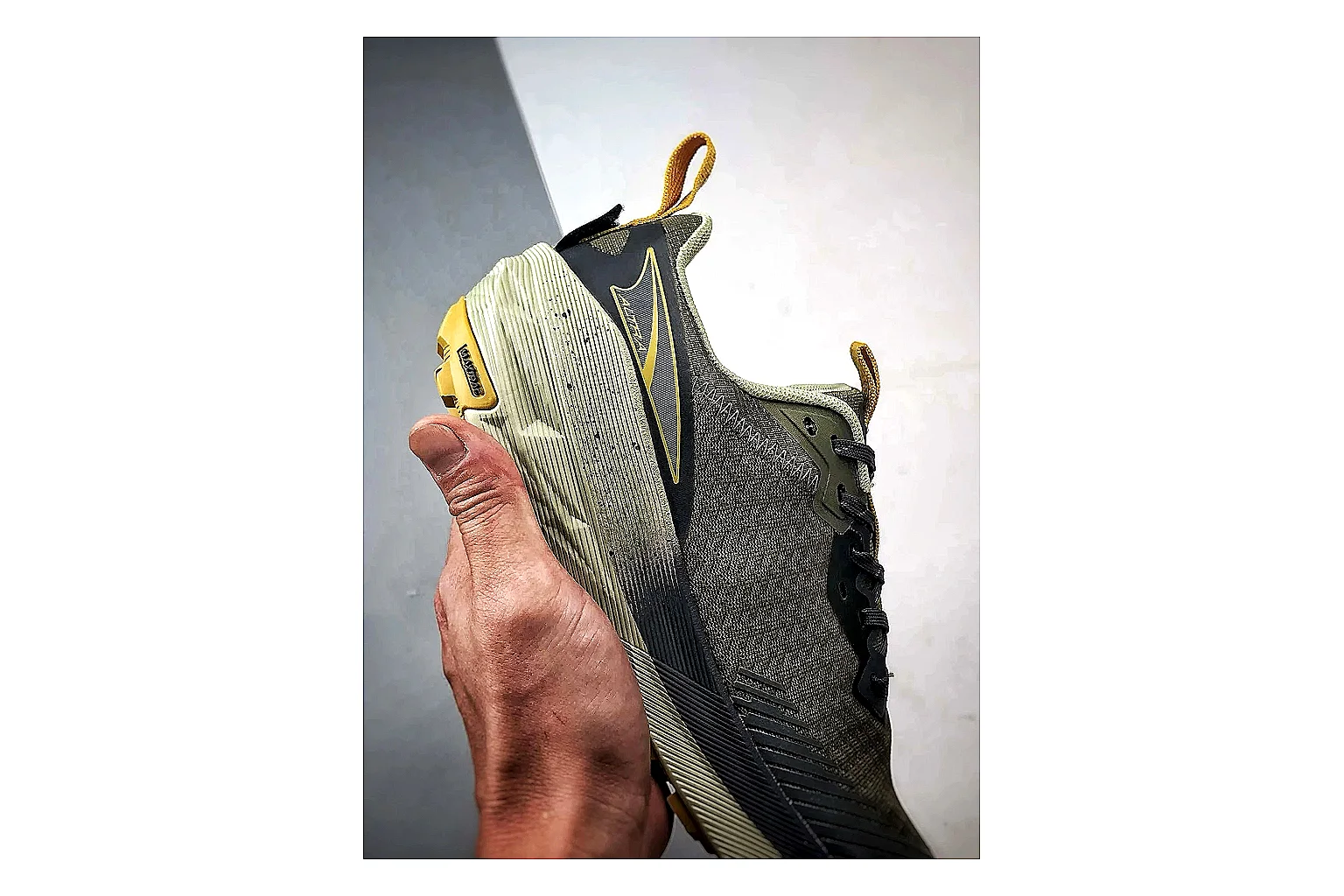 Casual Low-Top Sneaker 7005 shopping brief image SKU 1182167005 thumbnail 2