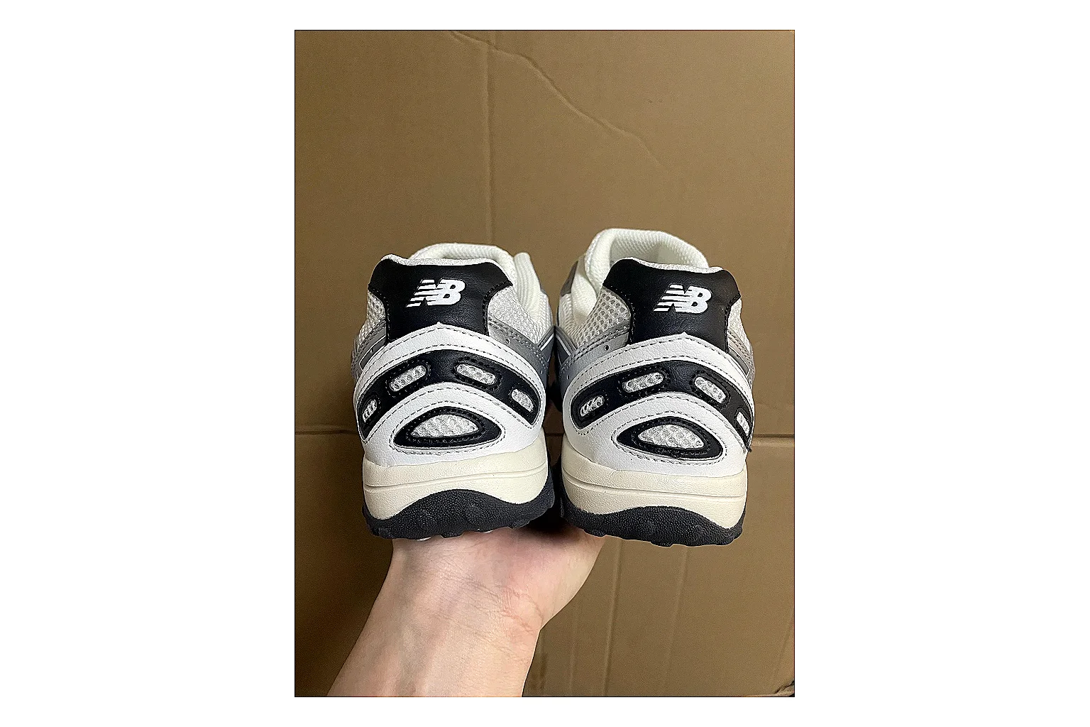 Casual Low-Top Sneaker 7629 shopping brief image showing red casual low-top with mixed-material upper and low-profile shape thumbnail 2