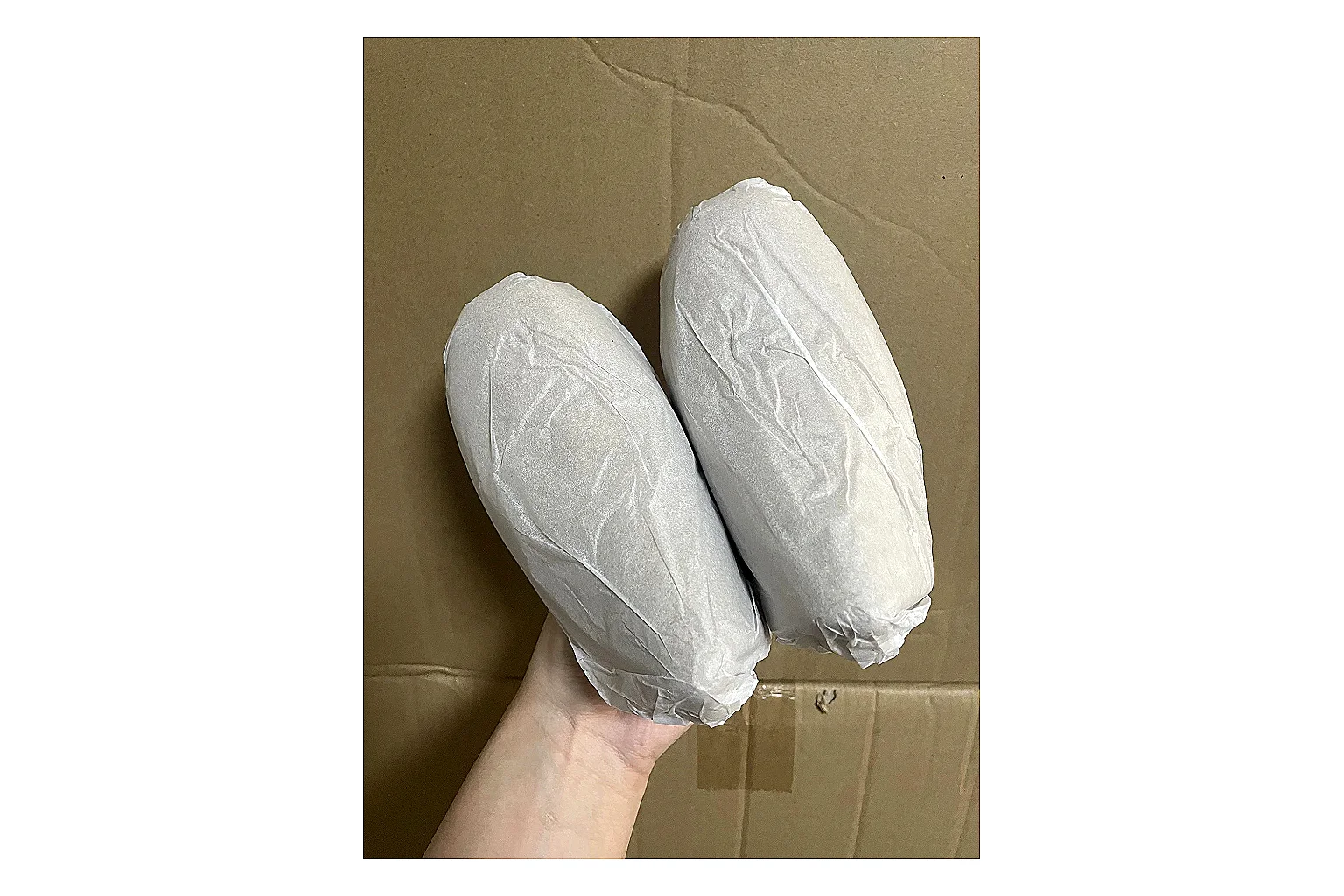 Casual Low-Top Sneaker 7650 shopping brief image showing red casual low-top with mixed-material upper and low-profile shape thumbnail 4