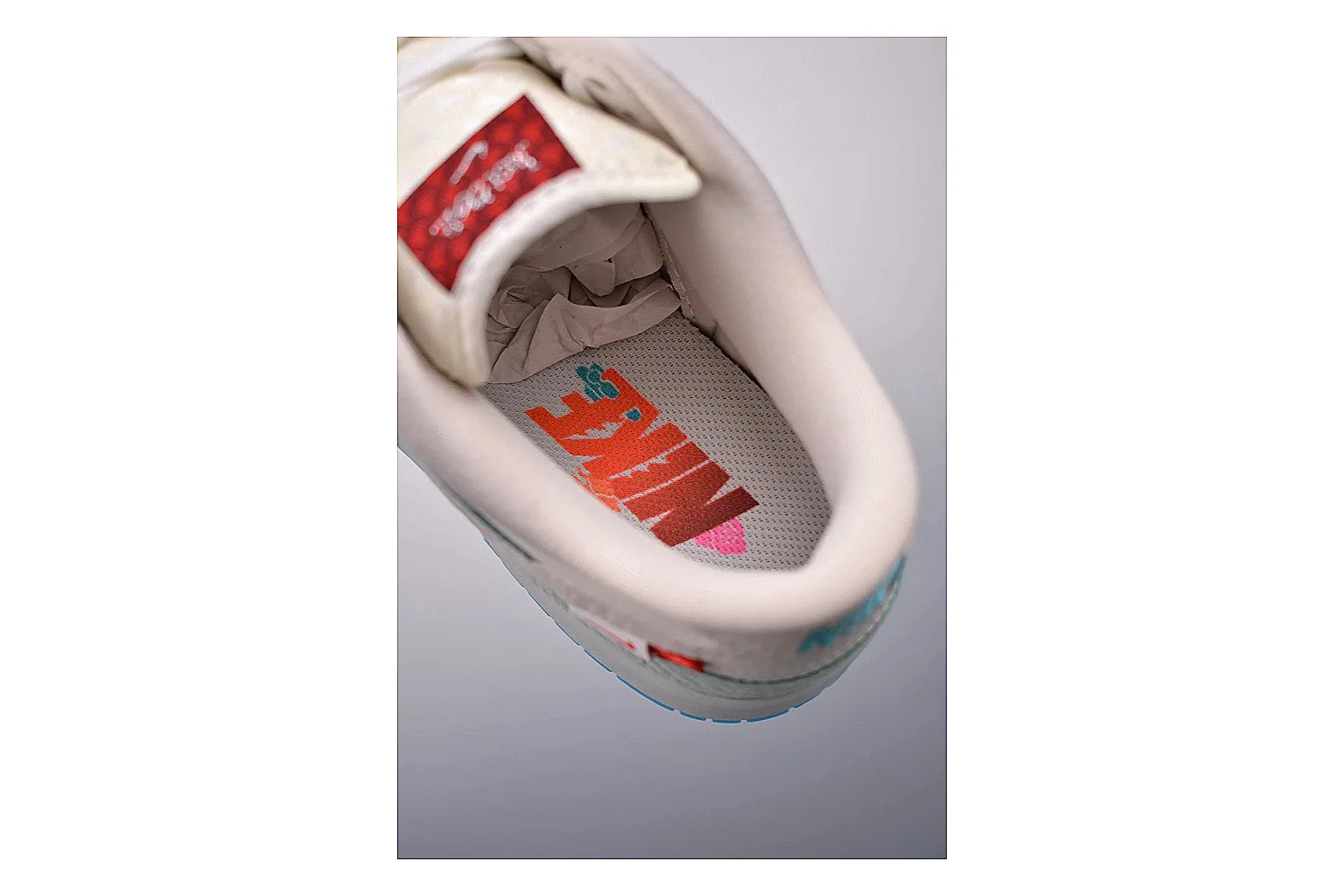Casual Low-Top Sneaker 9742 shopping brief image showing casual low-top sneaker with clean paneling, textured upper and six-view gallery for daily streetwear styling plus side-profile shape, upper panel lines, and outsole detail thumbnail 2