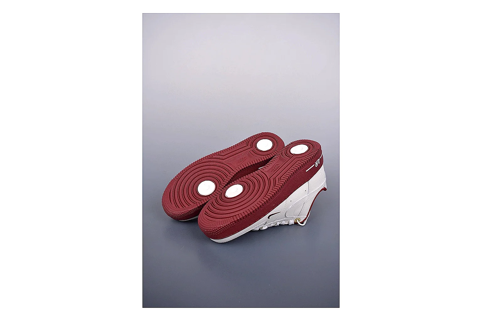 Casual Low-Top Sneaker 9744 shopping brief image SKU 1156009744 thumbnail 4
