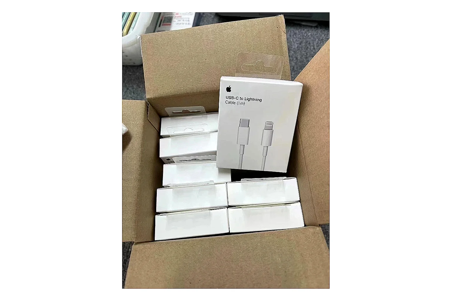 Fast Charging Mixed Charger shopping brief image SKU 876725729 thumbnail 2