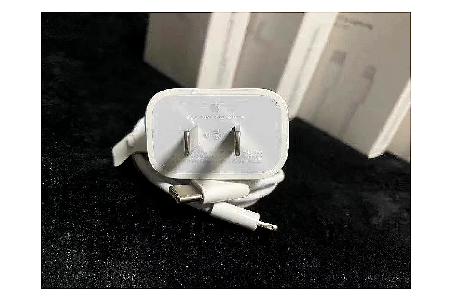 Fast Charging Mixed Charger shopping brief image SKU 876725729 thumbnail 6