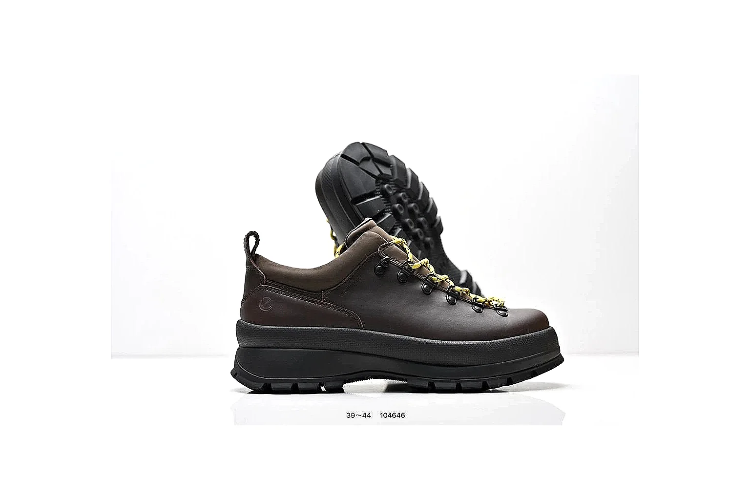 gogobuy.cloud Black Rugged Low Low Top agent risk brief six-photo gallery thumbnail 3