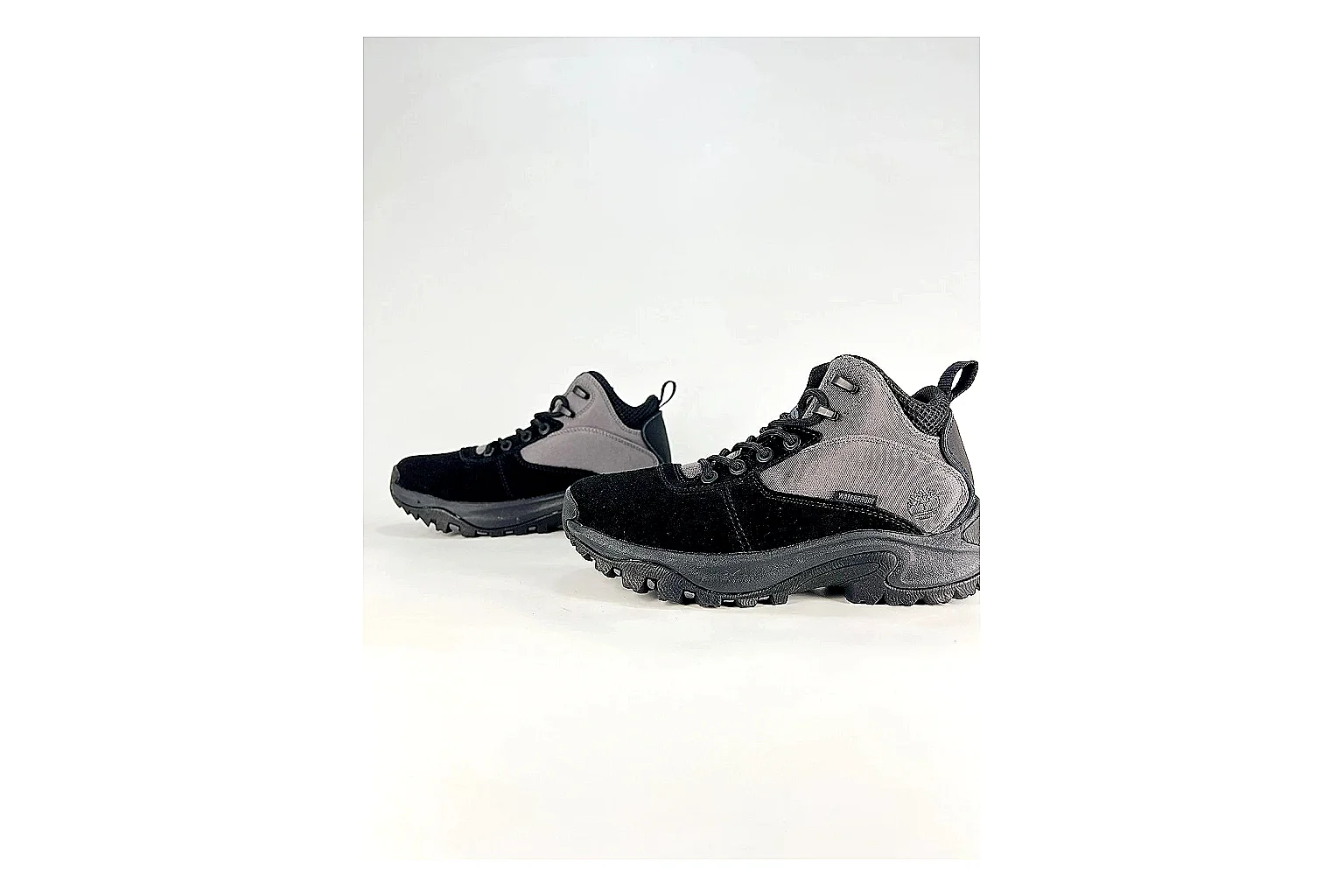 Timberland Motion Access Black Gray Sneakers shopping brief image showing black gray outdoor sneakers with mesh-leather texture, side-profile shape, upper panel lines, and outsole detail thumbnail 3